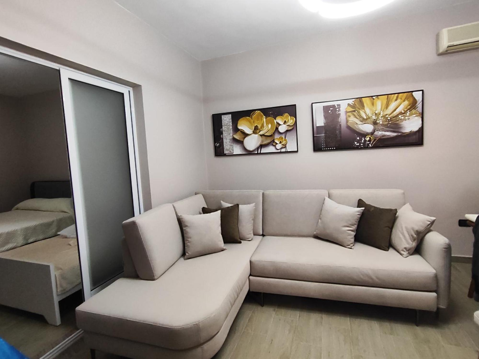 Large Apartment Vlorë 外观 照片